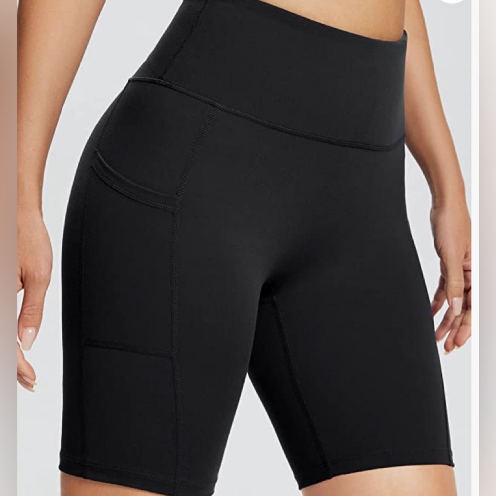 High Waisted Black Sport Shorts with pockets